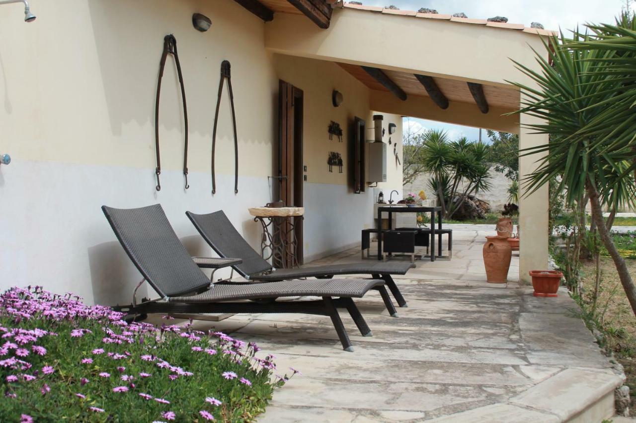 Il Gelso Nero Bed & Breakfast Vittoria Exterior photo