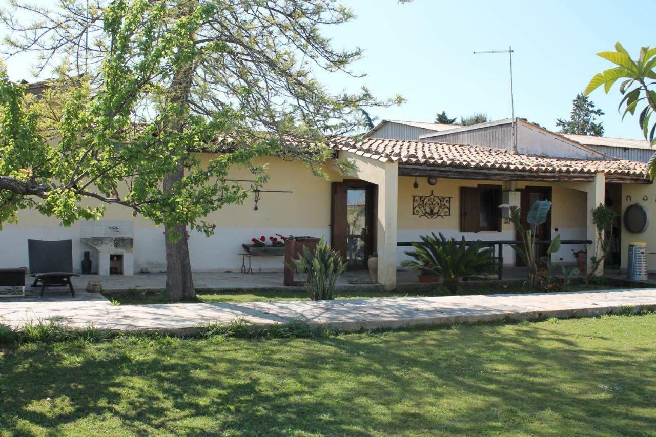 Il Gelso Nero Bed & Breakfast Vittoria Exterior photo